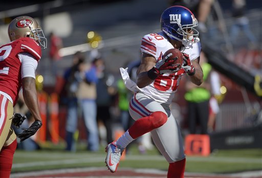 Victor Cruz for the score